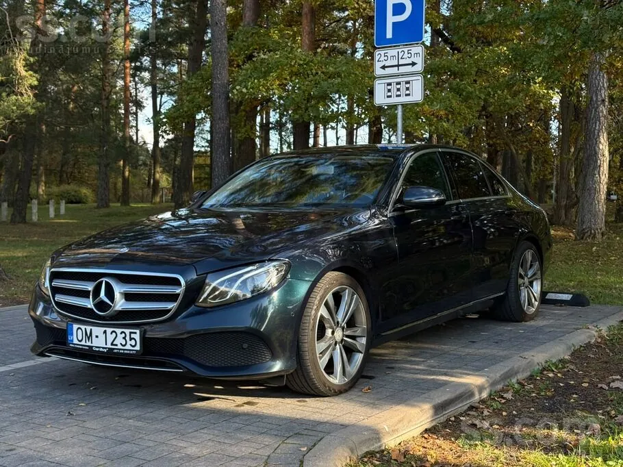 Mercedes-Benz E220