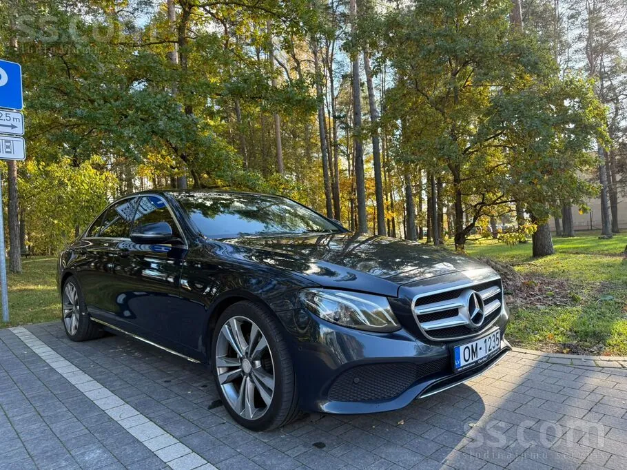 Mercedes-Benz E220 2016 photo 3