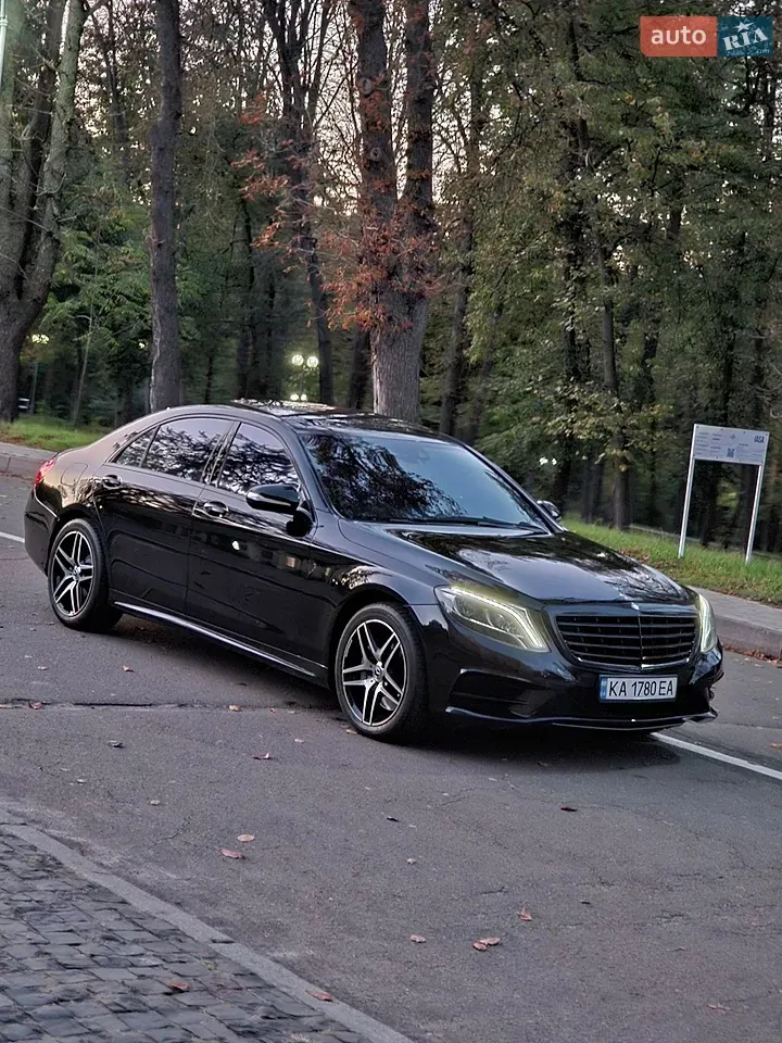 Mercedes-Benz S-Class