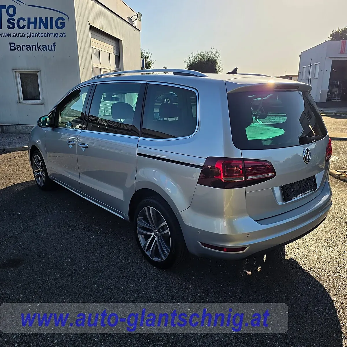 Volkswagen Sharan 2020 photo 2
