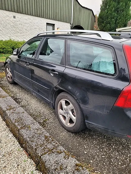 Volvo V50 2012 photo 2
