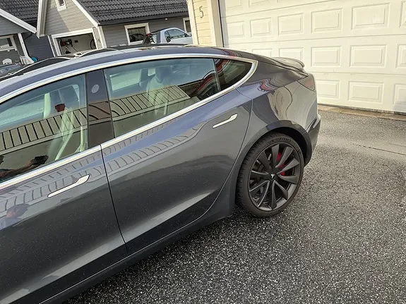 Tesla Model 3 2020 photo 5