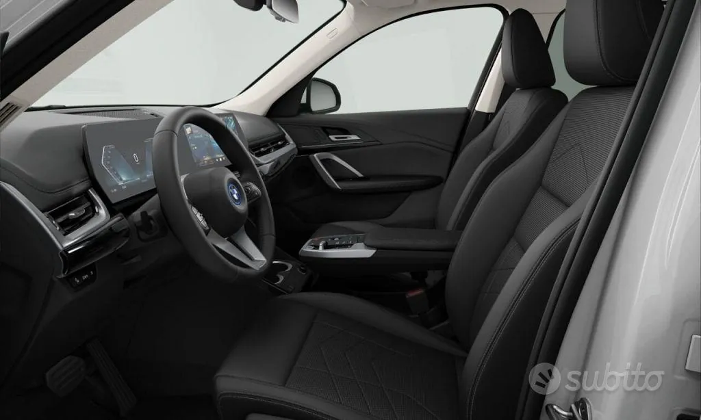 BMW Ix1 photo 4