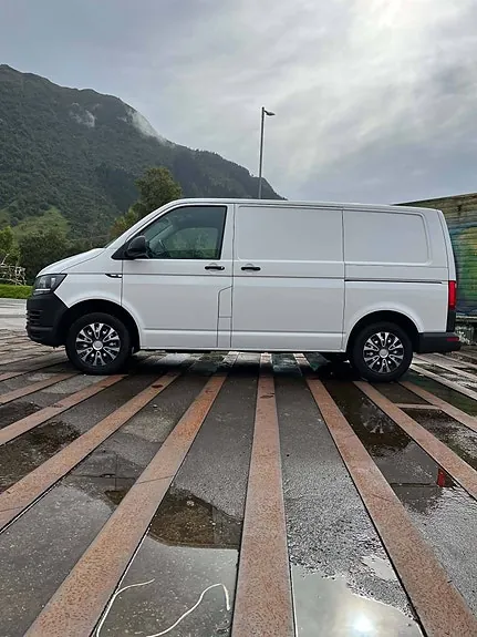 Volkswagen Transporter 2018 photo 4