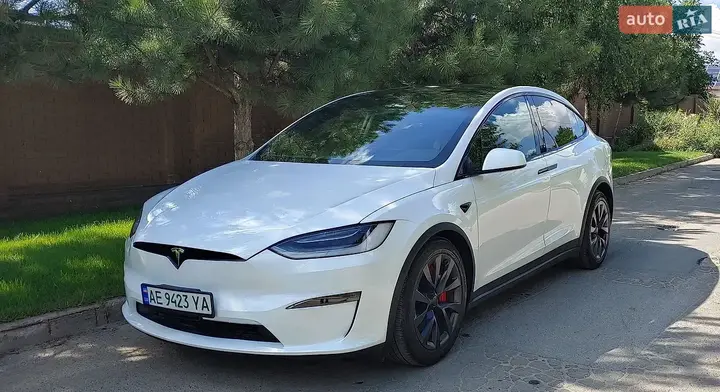 Tesla Model X 2023 photo 4