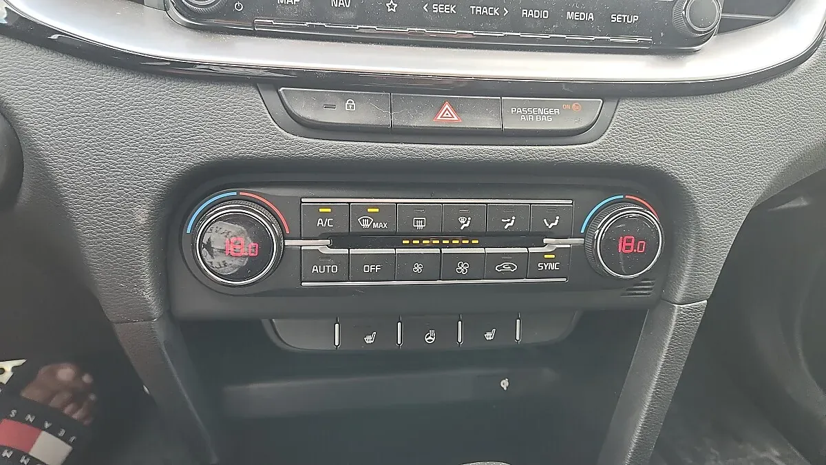 Kia Ceed 2023 photo 3