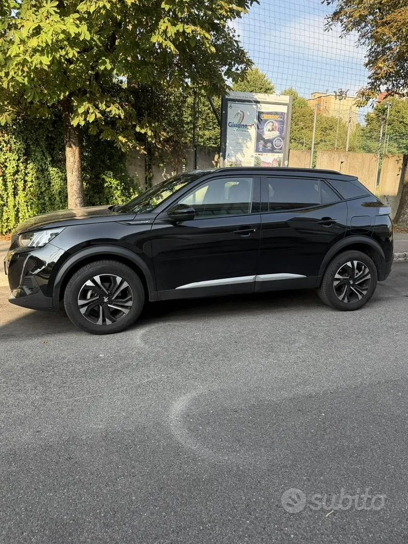 Peugeot 2008 2023 photo 5