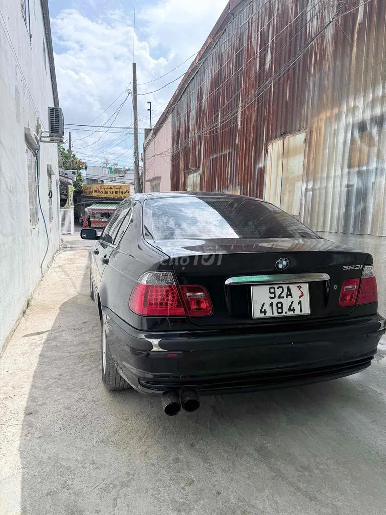 BMW 323I 1998 photo 4