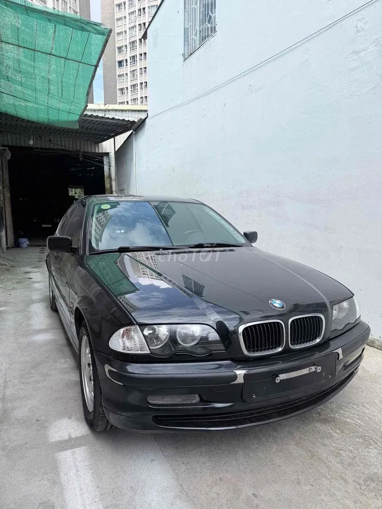 BMW 323I 1998 photo 2
