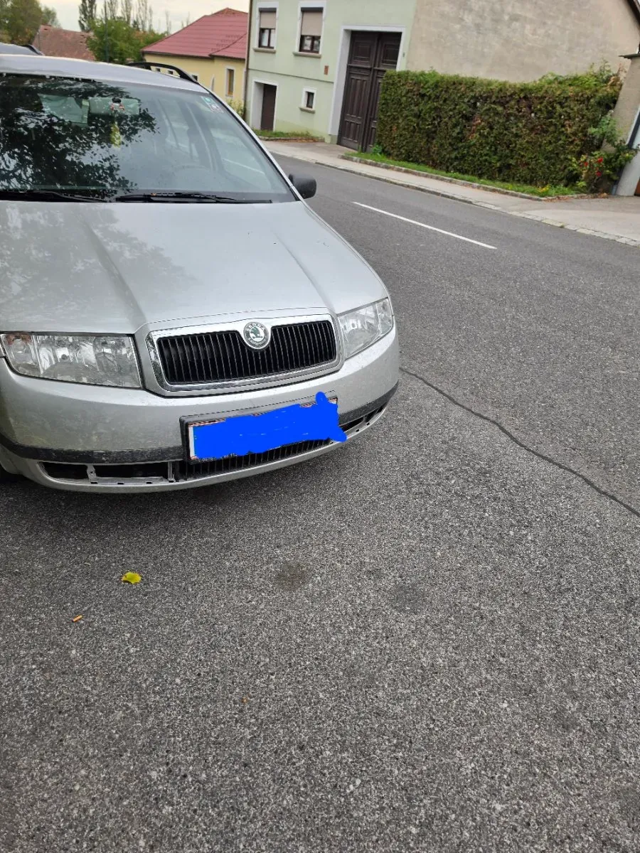 Skoda Fabia 2001 photo 3