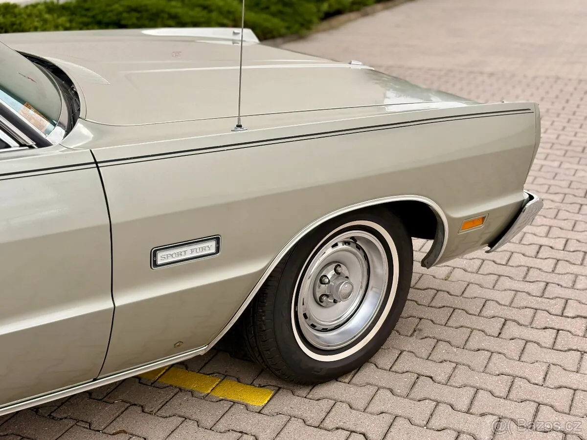Plymouth Sport Fury 1969 photo 4