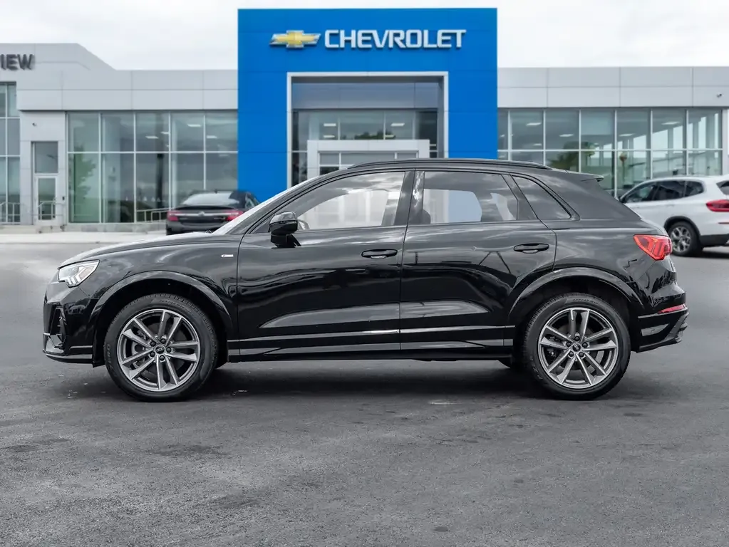 Audi Q3 2024 photo 3