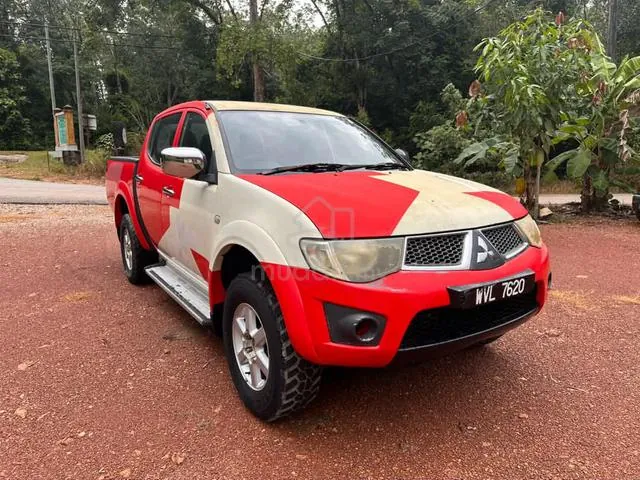 Mitsubishi Triton