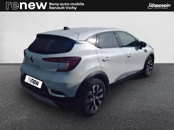 Renault Captur 2023 photo 4