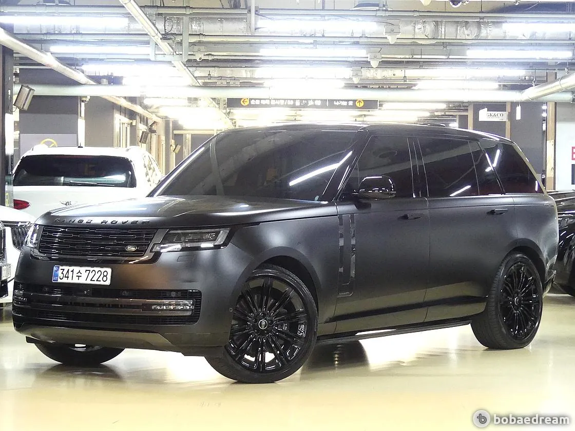 Land Rover Range Rover 2024 photo 2