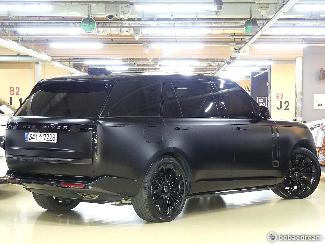 Land Rover Range Rover 2024 photo 3