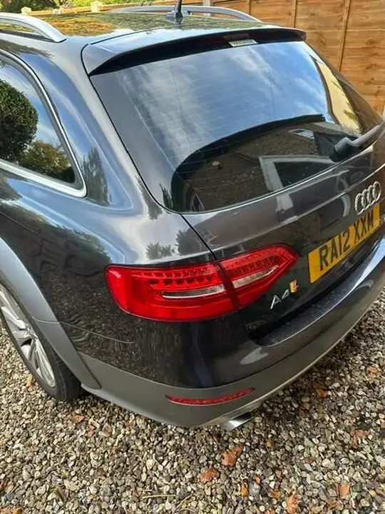 Audi A4 Allroad 2012 photo 4