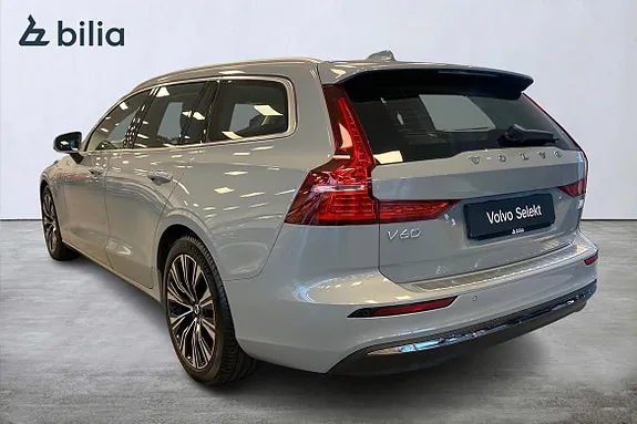 Volvo V60 2024 photo 2