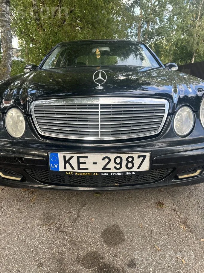 Mercedes-Benz E200 2005 photo 3