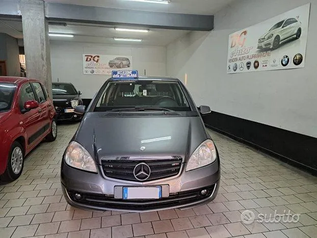 Mercedes-Benz C-Class 2010 photo 2