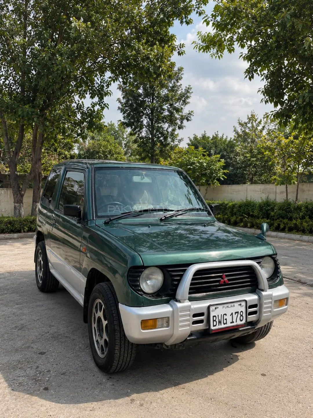 Mitsubishi Pajero Mini