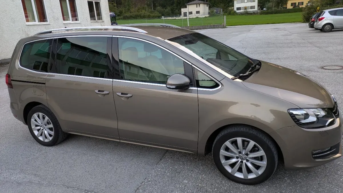 Volkswagen Sharan 2016 photo 2