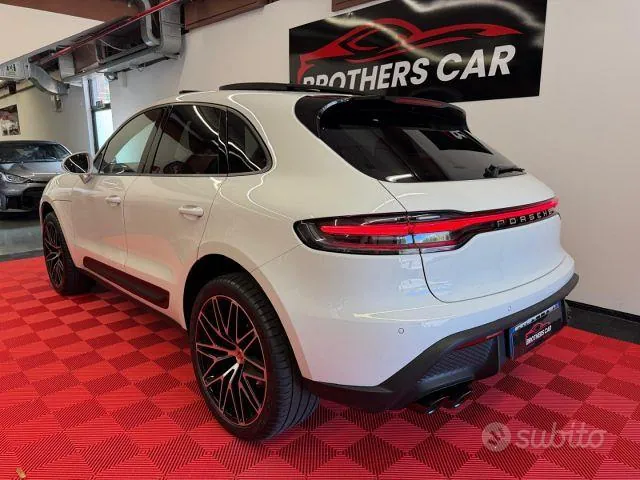 Porsche Macan 2023 photo 5