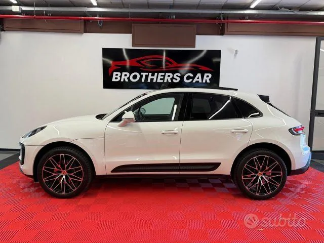 Porsche Macan 2023 photo 4