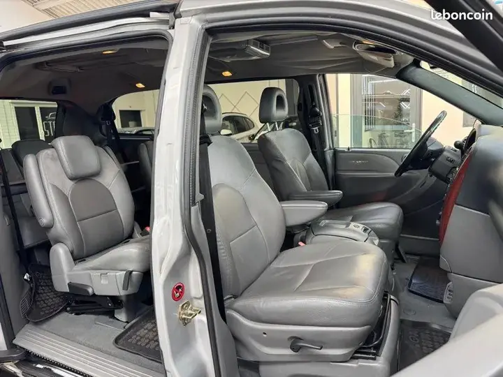 Chrysler Grand Voyager 2006 photo 5