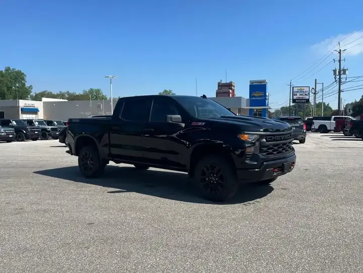 Chevrolet Silverado 1500 2026 photo 3