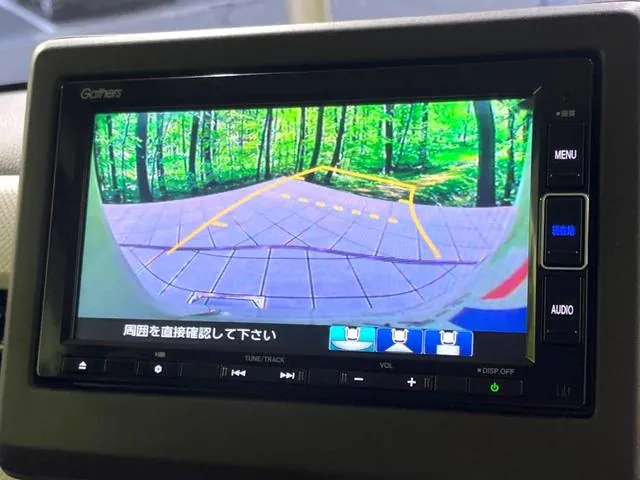Honda N-Box L 2022 photo 4