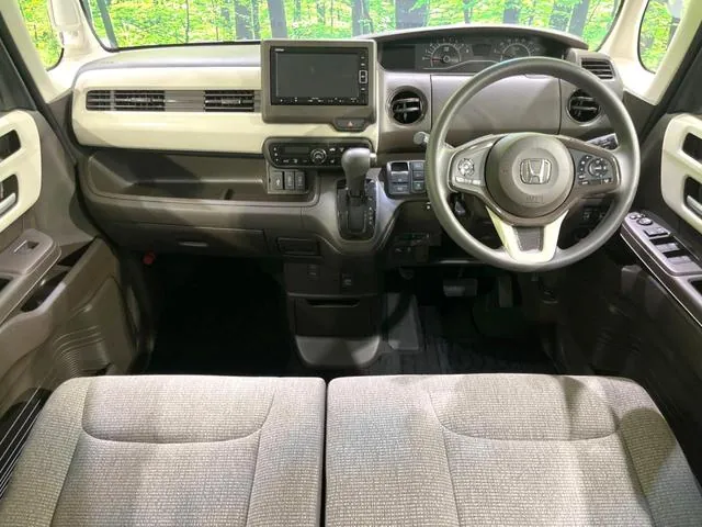 Honda N-Box L 2022 photo 2