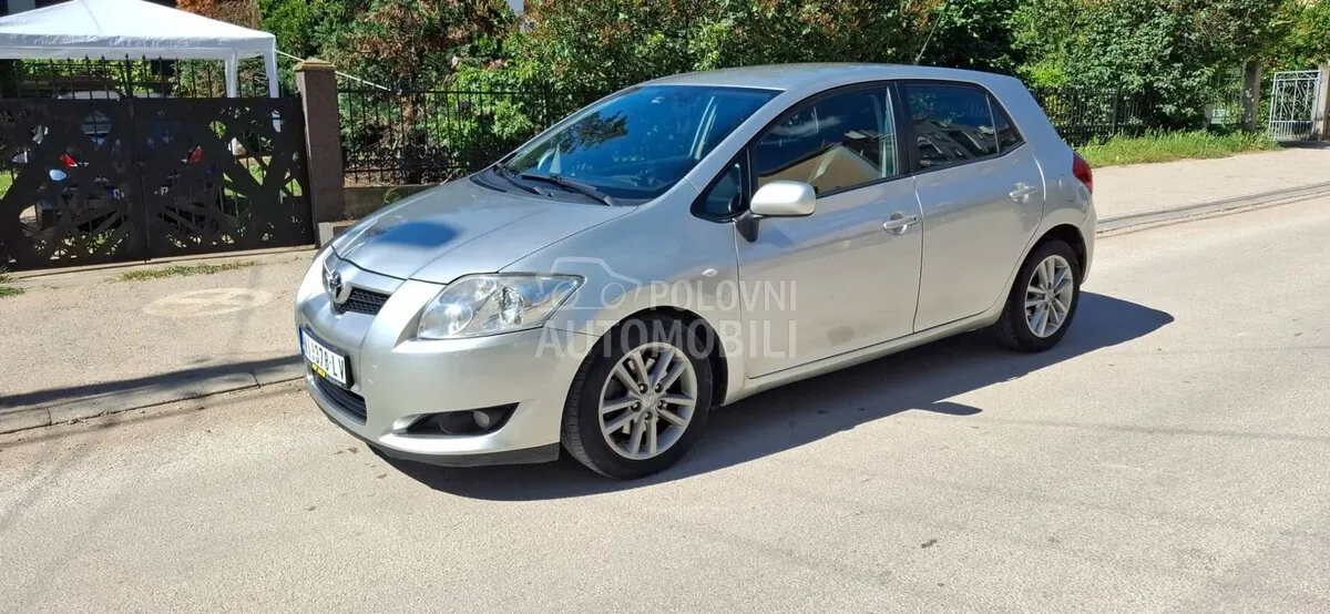 Toyota Auris 2008 photo 2