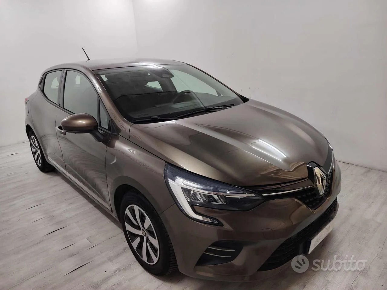 Renault Clio 2020 photo 2