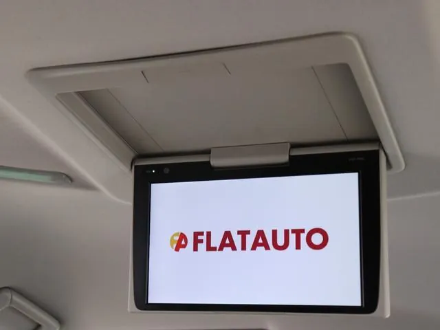Toyota Alphard 2017 photo 2