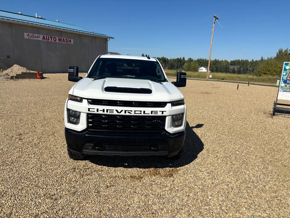 Chevrolet 2500Hd 2023 photo 3
