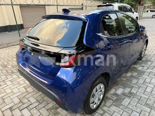 Toyota Yaris 2023 photo 4