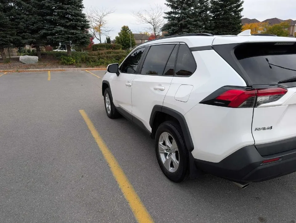 Toyota Rav4 2019 photo 4