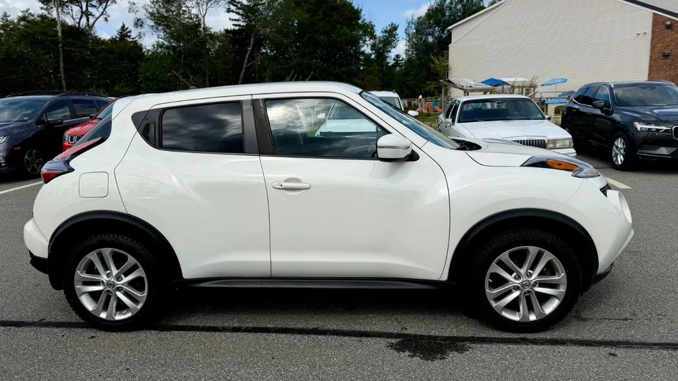 Nissan Juke 2015 photo 2