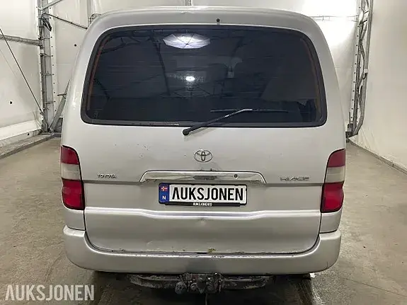 Toyota Hiace 2009 photo 3