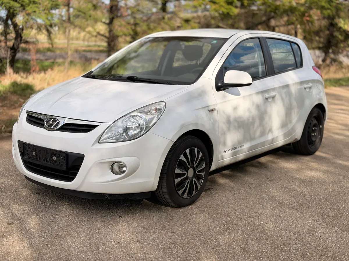 Hyundai I20 2011 photo 3