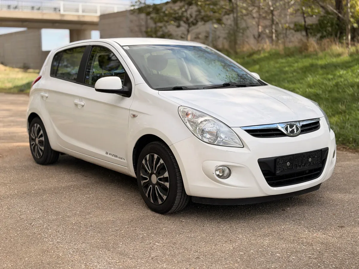 Hyundai I20
