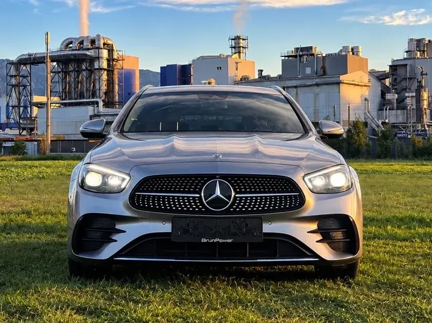 Mercedes-Benz E-Class 2021 photo 3