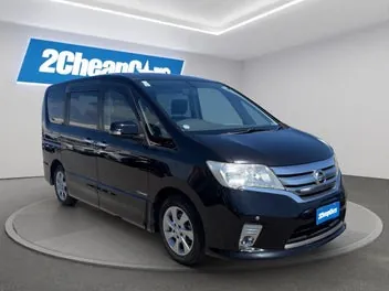 Nissan Serena 2013 photo 4