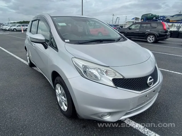 Nissan Note X