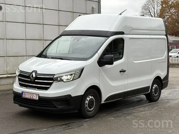 Renault Trafic 2023 photo 3