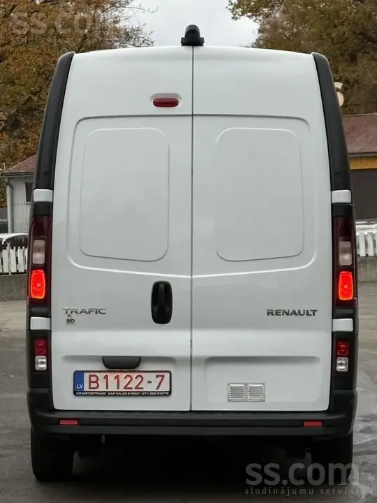 Renault Trafic 2023 photo 5