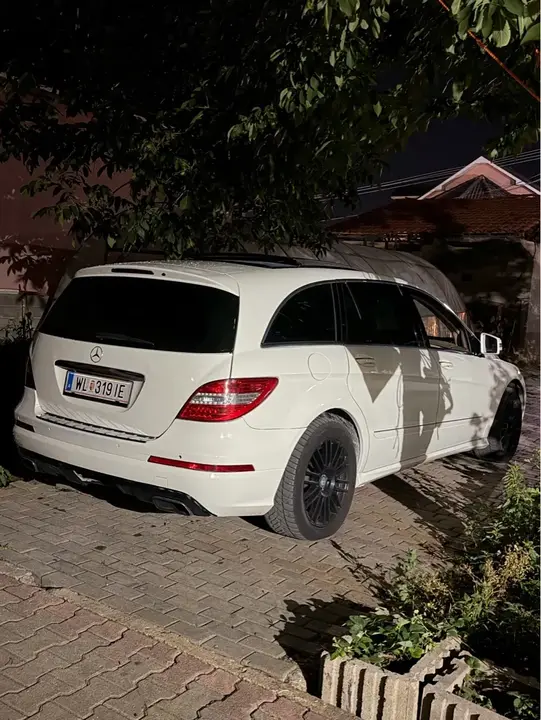 Mercedes-Benz R-Class 2007 photo 2