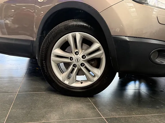 Nissan Qashqai 2011 photo 2