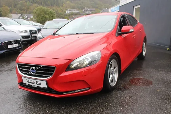 Volvo V40 2015 photo 2